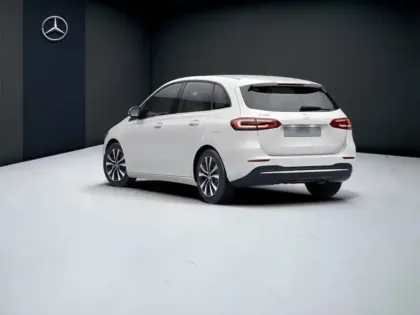 Photo 27 Mercedes Classe B 180 Style Line Edition Pack