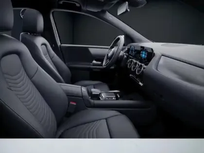 Photo 9 Mercedes Classe B 180 Style Line Edition Pack