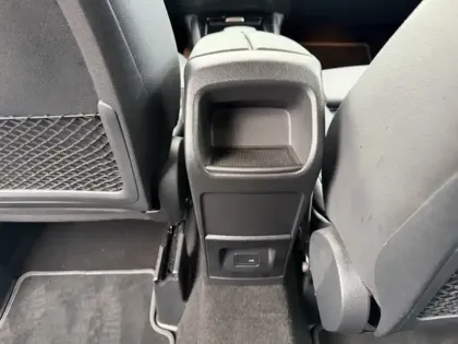 Photo 57 Mercedes Classe B 180 Style Line Edition Pack