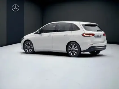 Photo 28 Mercedes Classe B 180 Style Line Edition Pack