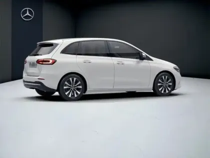 Photo 20 Mercedes Classe B 180 Style Line Edition Pack