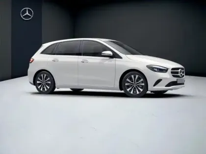 Photo 15 Mercedes Classe B 180 Style Line Edition Pack