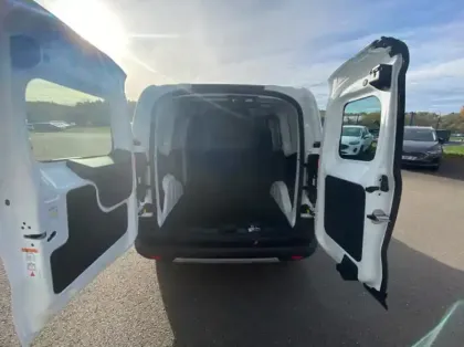 Photo 10 Ford Transit Courier Fourgonnette 1.5 EcoBlue 100ch Active