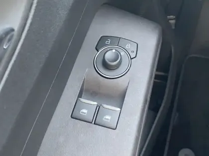 Photo 5 Ford Transit Courier Fourgonnette 1.5 EcoBlue 100ch Active