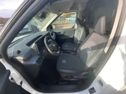 Photo 9 Ford Transit Courier Fourgonnette 1.5 EcoBlue 100ch Active