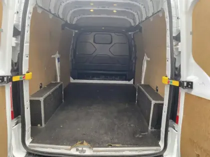 Photo 8 Ford Transit Custom Fg 300 L2H2 2.0 EcoBlue 130 Trend Business 7cv