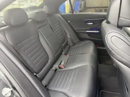 Photo 6 Mercedes Classe C Berline 200 AMG line