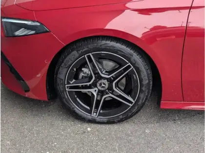 Photo 8 Mercedes Classe A 200 AMG LINE TO SIEGES CONDUCTEUR ET PASSAGER AVA