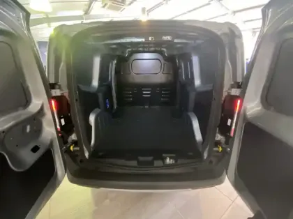 Photo 10 Ford Transit Courier Fourgonnette 1.0 EcoBoost 125ch Active DCT7