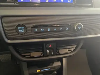 Photo 4 Ford Transit Courier Fourgonnette 1.0 EcoBoost 125ch Active DCT7