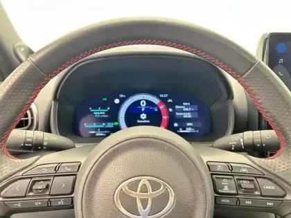 Photo 17 Toyota Yaris Hybride 130h GR Sport