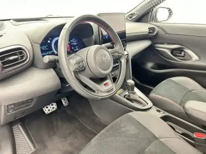 Photo 10 Toyota Yaris Hybride 130h GR Sport