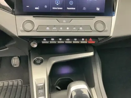 Photo 12 Peugeot 308  PureTech 130ch S&S BVM6 Active Pack