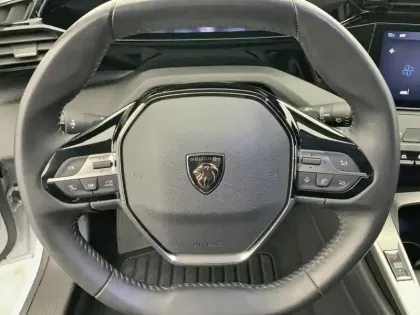 Photo 18 Peugeot 308  PureTech 130ch S&S BVM6 Active Pack