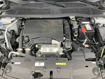 Photo 6 Peugeot 308  PureTech 130ch S&S BVM6 Active Pack