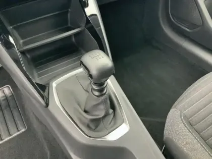 Photo 23 Peugeot 208  PureTech 100 S&S BVM6 Style