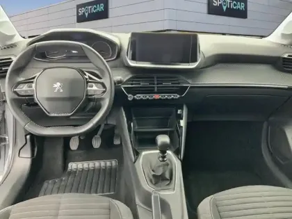 Photo 9 Peugeot 208  PureTech 100 S&S BVM6 Style