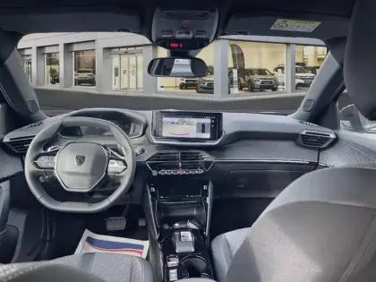 Photo 9 Peugeot 2008  Hybrid 136 e-DCS6 Allure