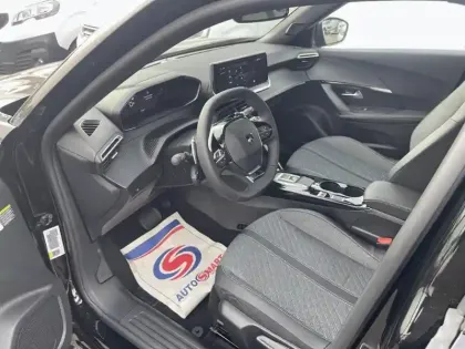 Photo 26 Peugeot 2008  Hybrid 136 e-DCS6 Allure