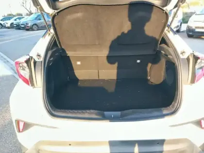 Photo 7 Toyota C-HR  Hybride 122h Collection