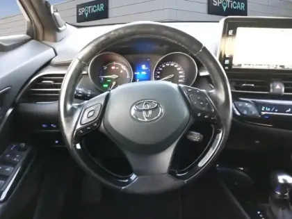 Photo 11 Toyota C-HR  Hybride 122h Collection