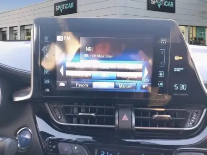 Photo 10 Toyota C-HR  Hybride 122h Collection