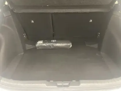 Photo 8 Toyota Corolla Hybride 1.8L 140h GR Sport