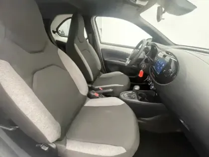 Photo 10 Toyota Aygo 1.0 S-CVT 72 Dynamic