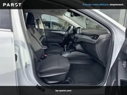 Photo 23 Ford Focus 1.0 Flexifuel mHEV 125ch Titanium Style