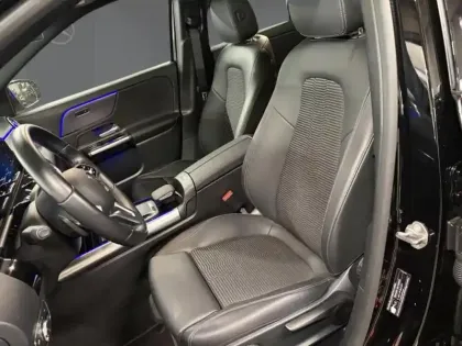 Photo 11 Mercedes GLA 200 Progressive Line Apple CarPlay Full Led Toit