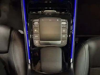 Photo 16 Mercedes GLA 200 Progressive Line Apple CarPlay Full Led Toit