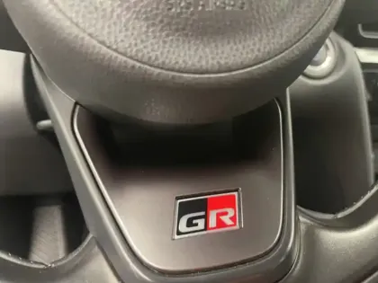 Photo 27 Toyota Yaris Hybride 1.5 HYBRID 130H GR SPORT