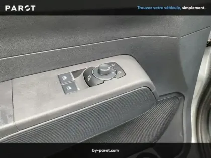 Photo 5 Ford Transit Courier Fourgonnette Electrique 100 kW 136ch Limited