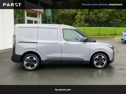 Photo 22 Ford Transit Courier Fourgonnette Electrique 100 kW 136ch Limited