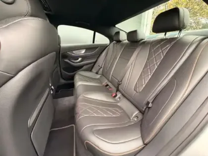 Photo 11 Mercedes Classe CLS 400 d 4MATIC Coupé AMG Line+