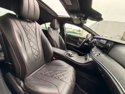 Photo 10 Mercedes Classe CLS 400 d 4MATIC Coupé AMG Line+