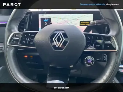 Photo 6 Renault Austral 1.2 E-Tech full hybrid 200ch Iconic- 24