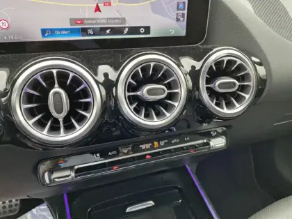 Photo 4 Mercedes Classe B 200 163ch AMG Line Edition 7G-DCT 8cv