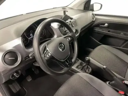 Photo 9 Volkswagen Up ! 2.0 1.0 65 BlueMotion Technology BVM5 Active