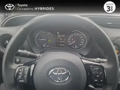 Photo 12 Toyota Yaris  100h Dynamic 5p RC19