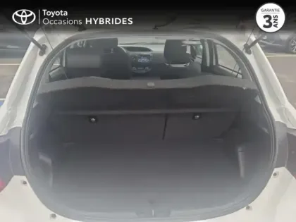 Photo 9 Toyota Yaris  100h Dynamic 5p RC19