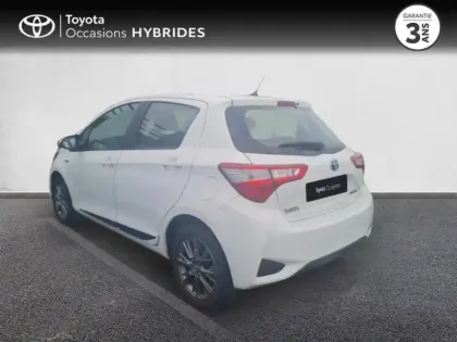 Photo 1 Toyota Yaris  100h Dynamic 5p RC19