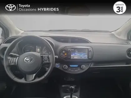 Photo 7 Toyota Yaris  100h Dynamic 5p RC19