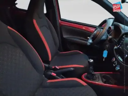 Photo 4 Toyota Aygo  X 1.0 VVT-i 72ch Design MY23