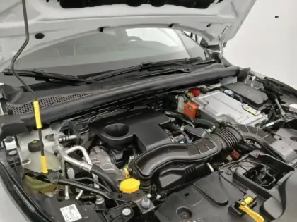 Photo 11 Renault Captur  1.6 E-Tech hybride 145ch Techno Fast Track