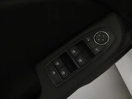 Photo 12 Renault Clio  1.0 TCe 90ch Evolution - 24