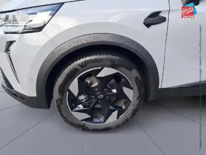 Photo 9 Renault Captur  1.8 E-Tech full hybrid 160ch Techno - 25 Camera GPS