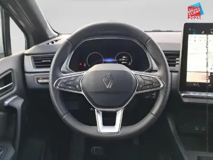 Photo 11 Renault Captur  1.8 E-Tech full hybrid 160ch Techno - 25 Camera GPS