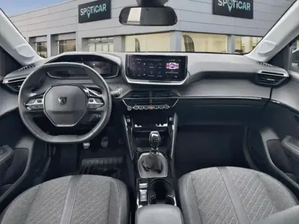 Photo 7 Peugeot 208  1.2 PureTech 100ch S&S Allure