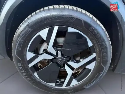 Photo 9 Peugeot 2008  1.2 130ch S&S Allure EAT8